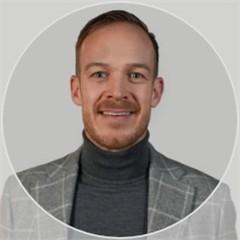 Image of the recruiter